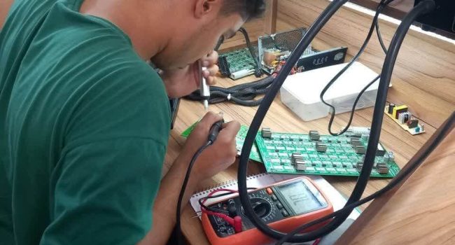 بهترین آموزشگاه تعمیرات بردهای الکترونیکی