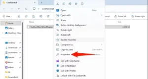 "Properties" برای یک فایل در File Explorer برجسته شده است.