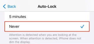 انتخاب کنید که آیفون شما چه مدت طول می کشد تا صفحه نمایش را خاموش کند.