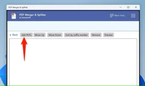 «افزودن فایلهای PDF» که در برنامه PDF Merger & Splitter برجسته شده است.