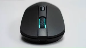 چرخ اسکرول رنگی روی ماوس بیسیم Keychron M3