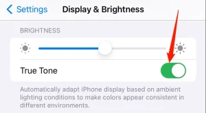 روی کلید کنار "True Tone" ضربه بزنید.