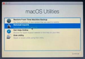 نصب مجدد macOS با استفاده از منوی macOS Utilities.