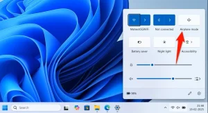 "حالت هواپیما" در Action Center برجسته شده است.