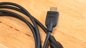 کابل HDMI پرسرعت Amazon Basics.