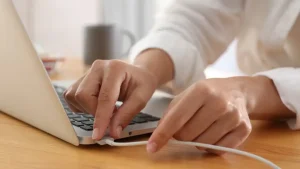 وصل کردن به کامپیوتر