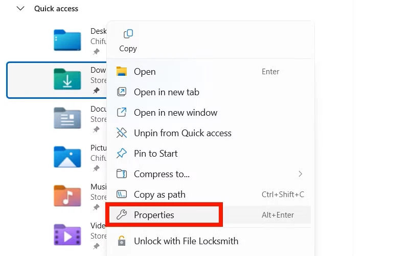 پس از کلیک راست بر روی یک پوشه در ویندوز 11، گزینه "Properties" را انتخاب کنید.
