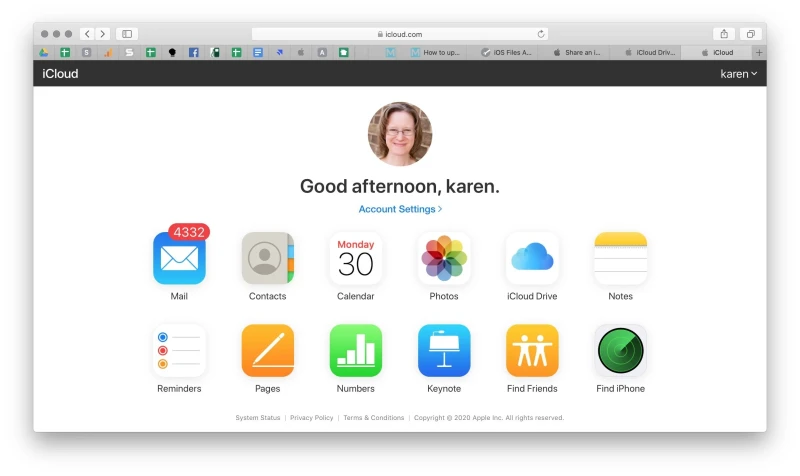 صفحه iCloud Drive در مرورگر – ALT: انتقال فایل بین آیفون و ویندوز از طریق iCloud