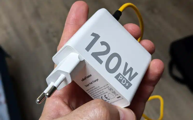 آدابتور شارزر