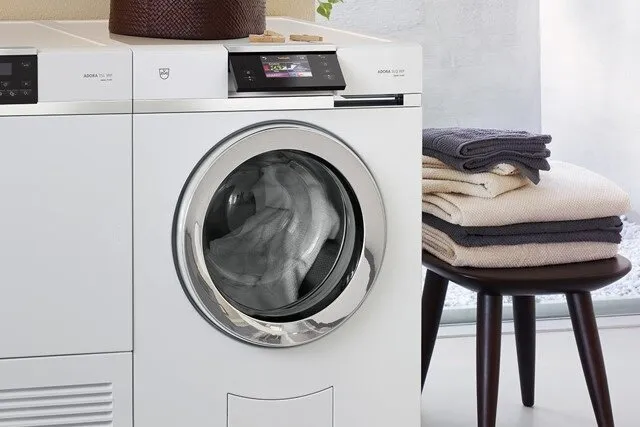 ماشین لباس شویی