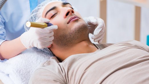 اپراتور لیزر