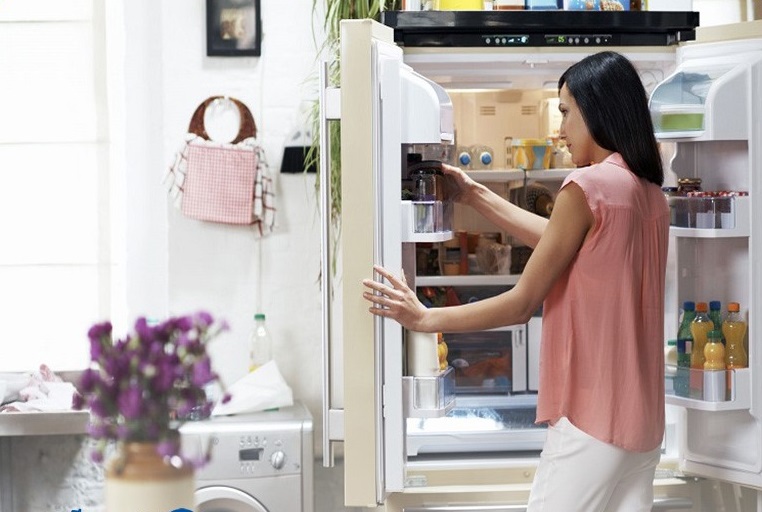 علت گرم شدن یخچال و داخل یخچال چیست ؟