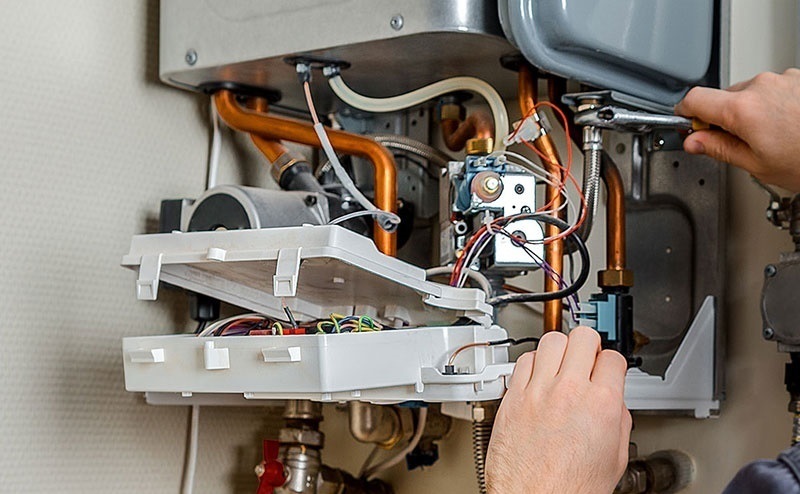 درآمد تعمیرکار پکیج دیواری