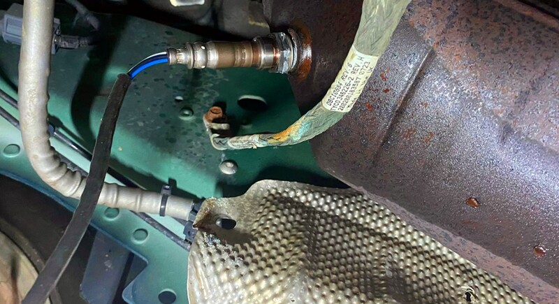 شستشوی سنسور اکسیژن با جوهر نمک